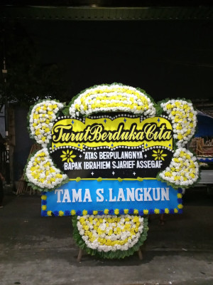 Papan Bunga Duka di Bantuas